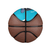 Cute baby cartoon zee  basketbal (Rechts)