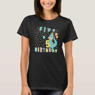 Cute Baby Dinosaur Vijf jaar Happy Birthday 5th B T-shirt