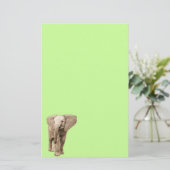 Cute Baby Elephant Briefpapier (Staand voorkant)