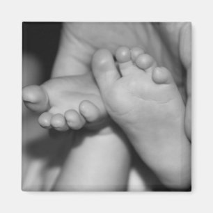 Cute Baby Feet Magneet
