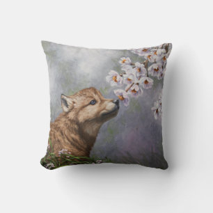 Cute Baby Gray Wolf Pup and Flowers Kussen