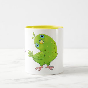 Cute baby green parkiet cartoon illustration tweekleurige koffiemok