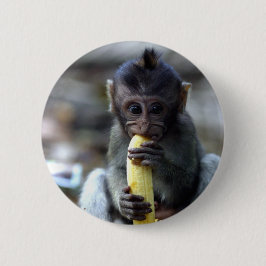 Cute baby macaque aap banana ronde button 5,7 cm
