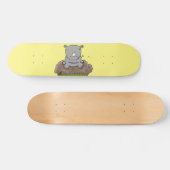Cute baby rhino cartoon illustratie skateboard (Horizontaal)