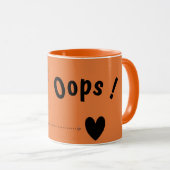 Cute Bear “Oops!” Orange Mug – Kawaii Bear Coffee (Devant droit)