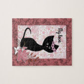 Cute black kitten kat gepersonaliseerd op de rode  legpuzzel (Horizontaal)