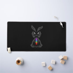 Cute Black Rabbit met Chakra Rainbow Soul Bureaumat