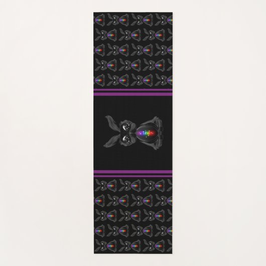 Cute Black Rabbit met Chakra Rainbow Soul Yogamat (Voorkant)