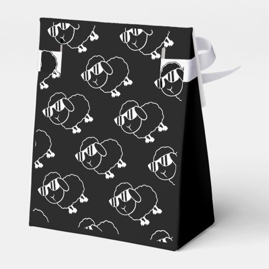 Cute Black Sheep Cartoon Bedankdoosjes (Achterkant)