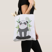 Cute Black & White Panda in Bamboo Draagtas (Dichtbij)
