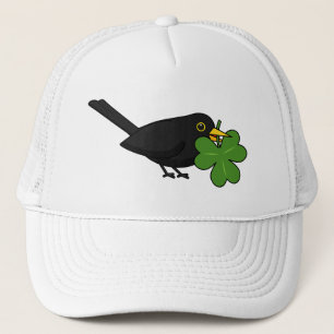 Cute Blackbird met Shamrock Clover Cartoon Trucker Pet