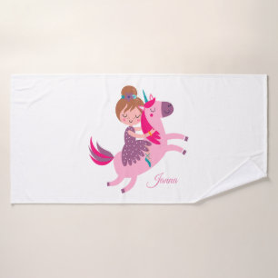 Cute Blondie Haired Girl équitation sur une licorn