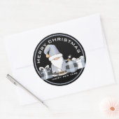 Cute Blue Santa Gnome met kerstcadeaus Ronde Sticker (Envelop)