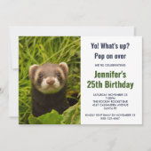 Cute Brown Ferret in de Grass Kaart (Voorkant)