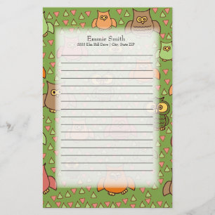 Cute Bruine Roze Oranje Uilen op Groen Briefpapier