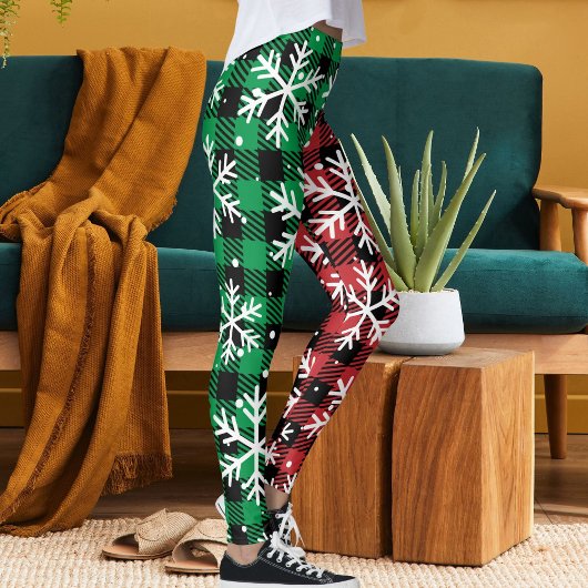 Cute Buffalo Plaid Pattern Snowflakes Christmas Leggings
