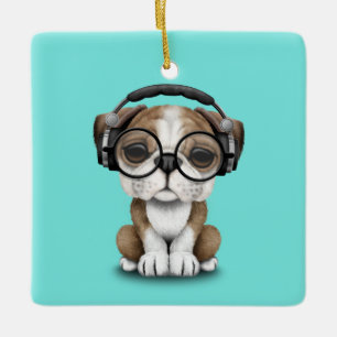 Cute Bulldog Puppy Dj met hoofdtelefoon Keramisch Ornament