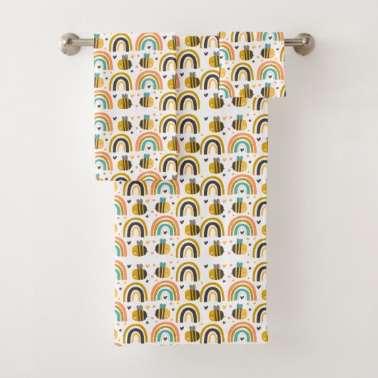 Cute Bumble Bee and Rainbows Pattern Bad Handdoek (Insitu)