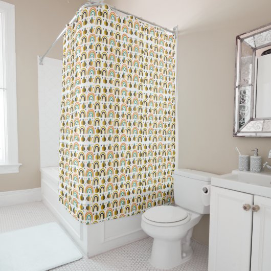 Cute Bumble Bee and Rainbows Pattern Douchegordijn (In situ)