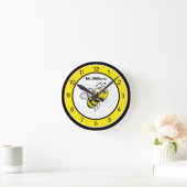 Cute Bumble Bee Custom Ronde Klok (Huis)