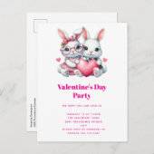 Cute Bunnies Sharing a Heart Valentine's Party Uitnodiging Briefkaart (Voorkant / Achterkant)
