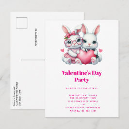 Cute Bunnies Sharing a Heart Valentine's Party Uitnodiging Briefkaart