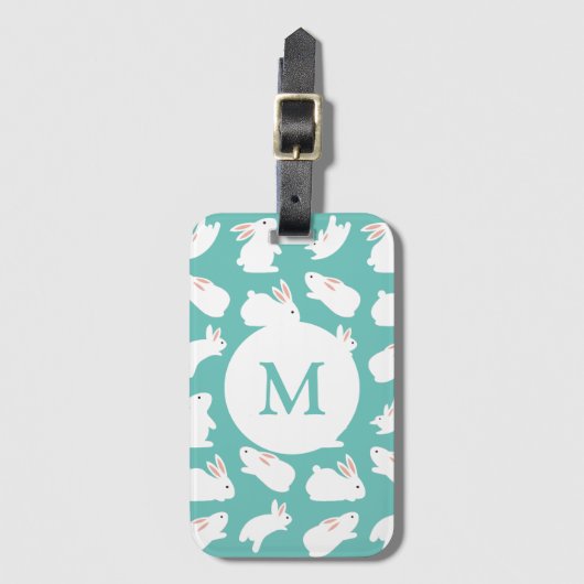 Cute Bunny Rabbit Pattern op Blauwgroen Monogram Bagagelabel (Voorkant (verticaal))