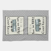 Cute Camping RV "Dit is hoe we werken", gepersonal Theedoek (Horizontaal)