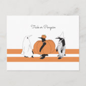 Cute Cartoon Pumpkin Penguin Funny Halloween Feestdagenkaart (Voorkant)