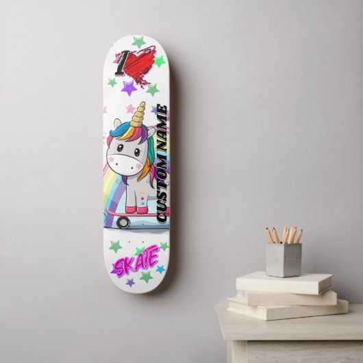 Cute cartoon unieke unicorn skateboard (Muurkunst)