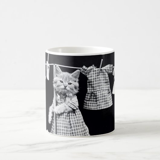 Cute Cat Doing Laundry in Clothes  Print Koffiemok (Center)