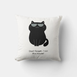 Cute Cat - I run this house now!  Kussen