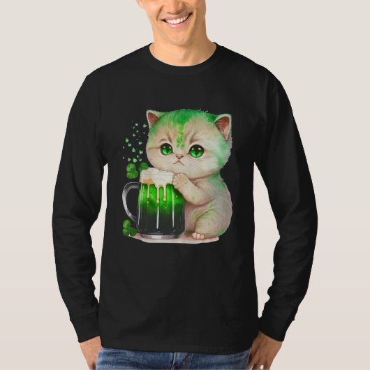 Cute Cat Loves Beer St Patrick s Day Cat T-shirt (Voorkant)