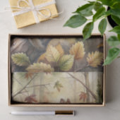 Cute Chipmunk on a Big Branch in the Forest Tissuepapier (Geschenk)