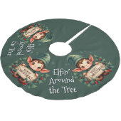 Cute Christmas Elf Holding Merry Sign Green Kerstboom Rok (Gekanteld)