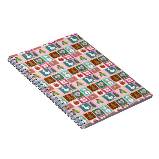 Cute Christmas Patchwork Pattern Notitieboek (Rechterzijde)