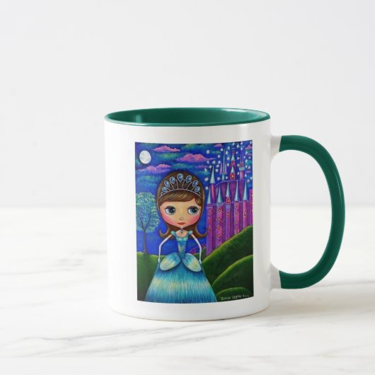 Cute Cinderella Doll Wearing Tiara Castle Mok (Rechts)