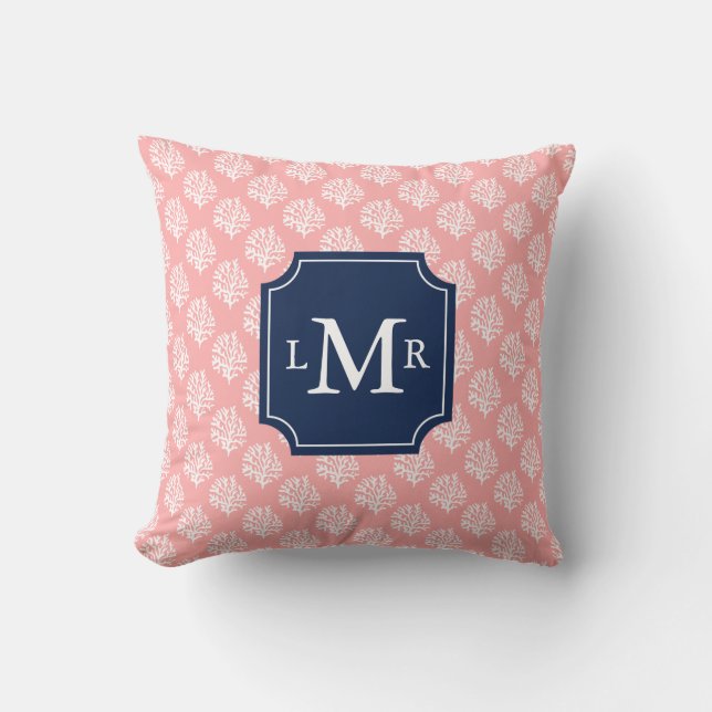 Cute Coral Pattern en Blue Monogram Kussen (Voorkant)