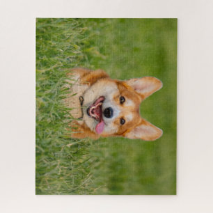 Cute Corgi die in de gras speelt Legpuzzel