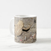 Cute Crawling Toad Coffee Mug (Devant gauche)