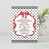 Cute Crimson Bow Birthday Invitation (Debout devant)