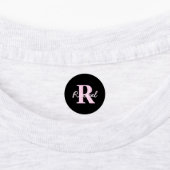 Cute Customizable Monogram | Light Pink & Black Labels (Aangebracht)