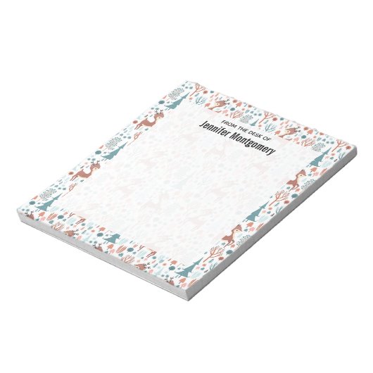 Cute Deer in Whimsical Forest Pattern Notitieblok (Gedraaid)