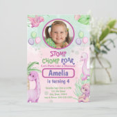 Cute Dinosaur Girl Birthday Photo Invitation (Debout devant)