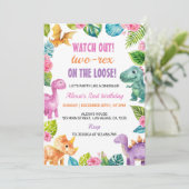 Cute Dinosaur Girl Two-Rex Invitation Anniversaire (Debout devant)