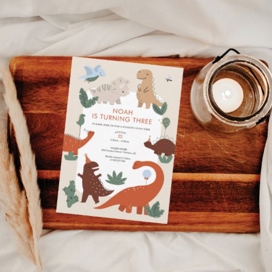 Cute Dinosaur Invitation de fête d'anniversaire