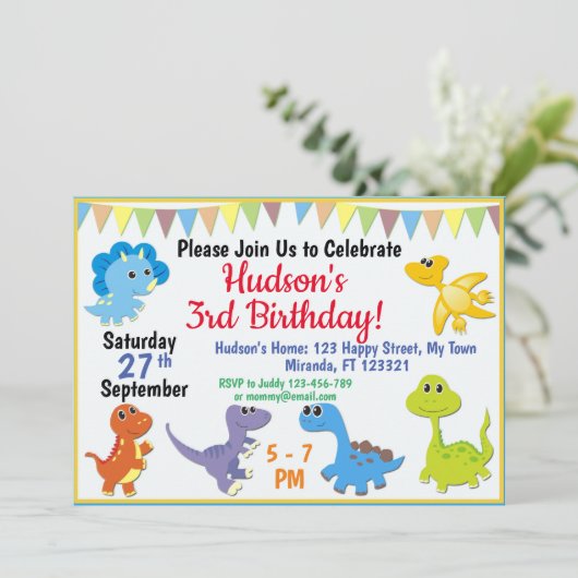 Cute Dinosaur verjaardagsuitnodiging Kaart (Staand voorkant)