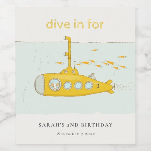 Cute Dive in underwater submarine Yellow Birthday Wijn Etiket (Enkel label)