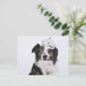 Cute Dog met kroon Briefkaart (Staand voorkant)