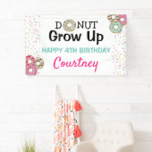 Cute Donut Groeit kinderen Birthday Party Spandoek (Insitu)